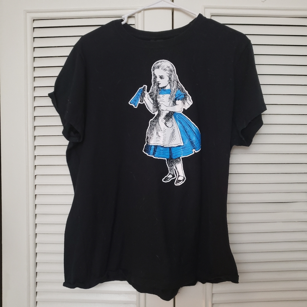 Alice shirt